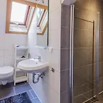 Gaestehaus Sandvoss * Titisee-Neustadt