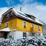 Appartement Gaestehaus Sandvoss Titisee-Neustadt