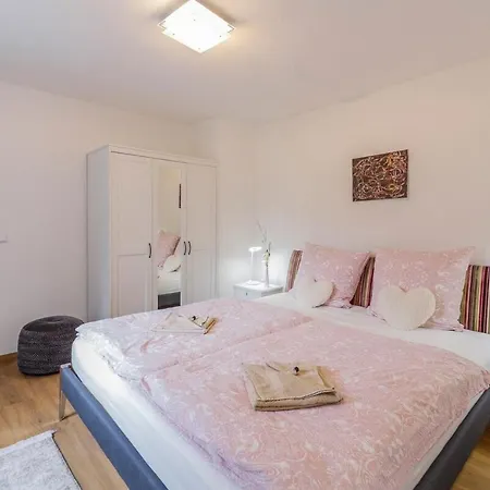 Gaestehaus Sandvoss Apartment