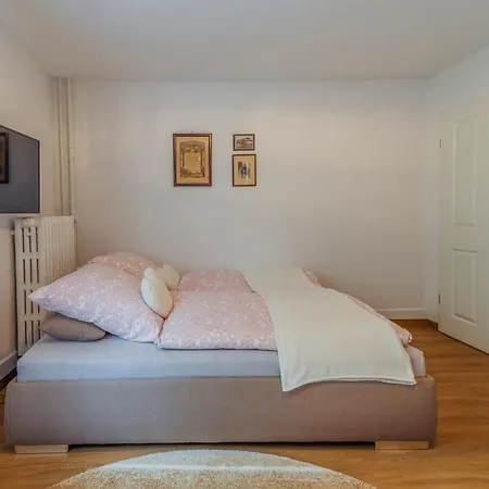 Apartment Gaestehaus Sandvoss Titisee-Neustadt