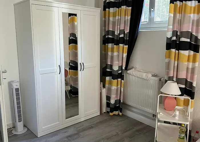 Gaestehaus Sandvoss 아파트 티티제-노이슈타트